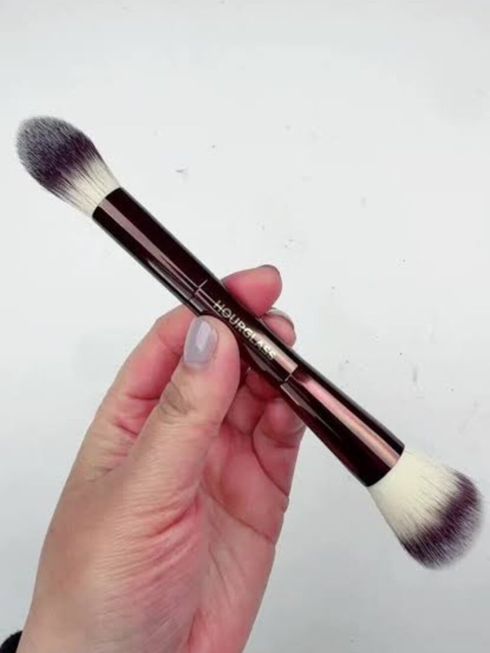 Hourglass Ambient® Lighting Edit Brush